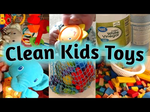 How To Clean/Sanitize/Disinfect Kids' Toys | MOLD IN BATH TOYS!?!?